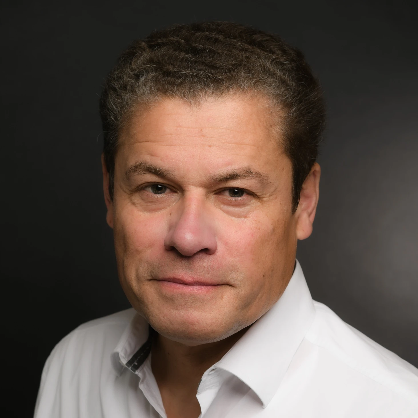 Christopher Holtz 